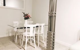 Apartamento recién reformado en avenida Reina Victoria